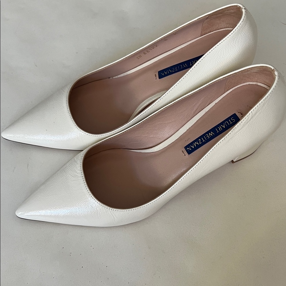 STUART WEITZMAN Laney Pointed Toe Block Heel Pebbled Leather Pumps Ivory 8 - Picture 2 of 9